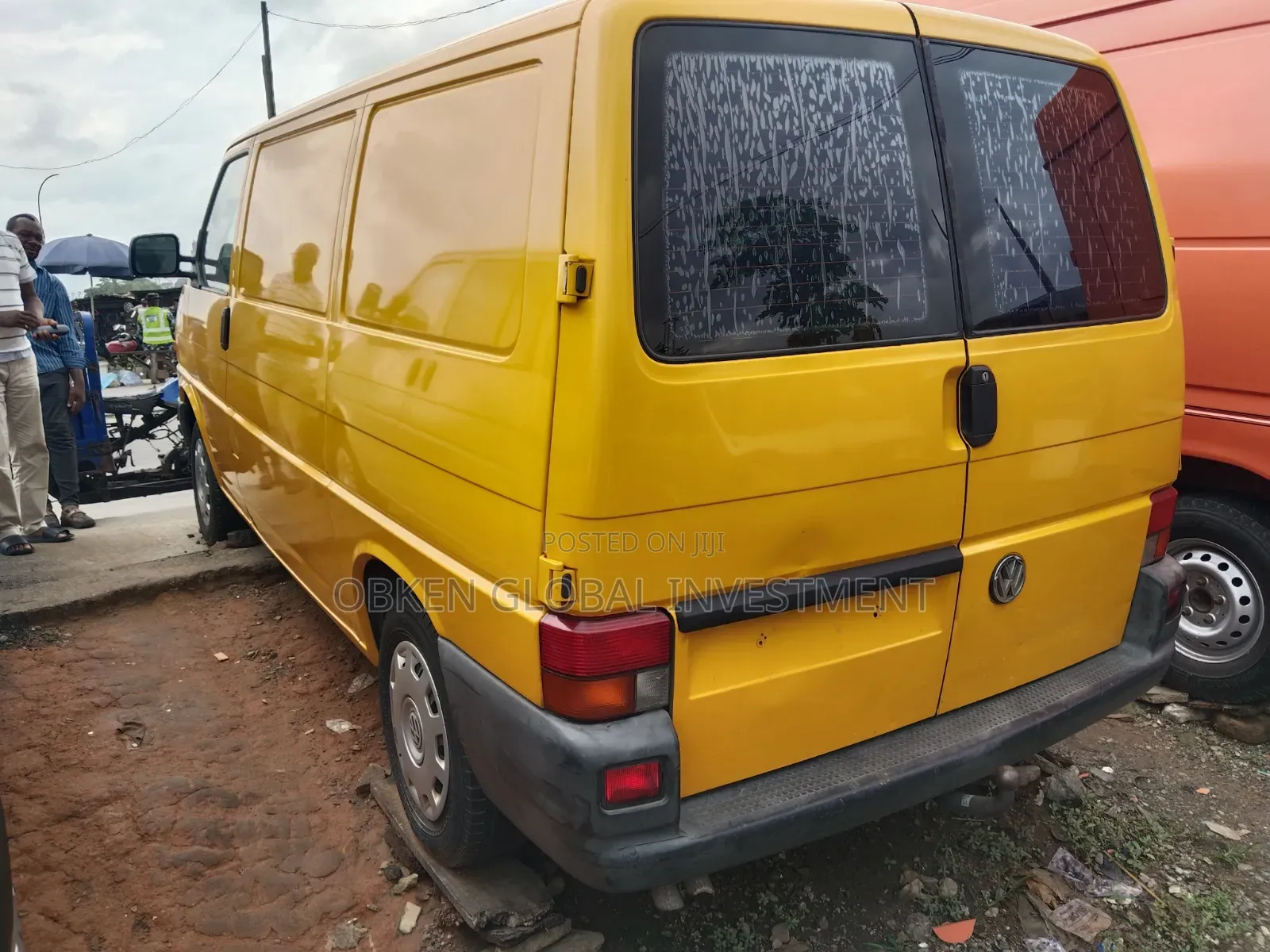 Volkswagen Transporter 2003 Yellow