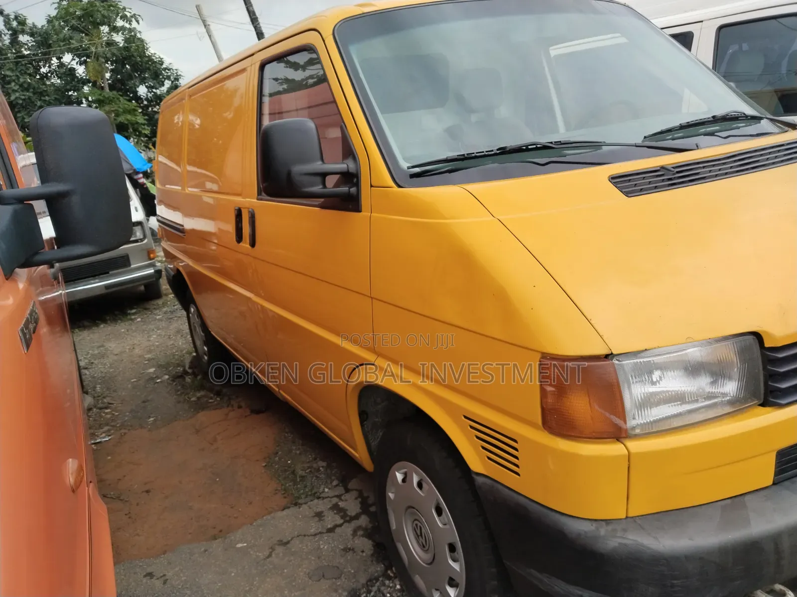 Volkswagen Transporter 2003 Yellow