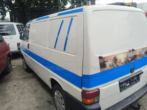 Volkswagen Transporter 2003 White