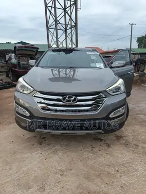 Hyundai Santa Fe 2013 Gray