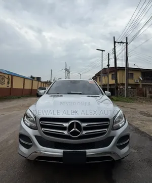 Mercedes-Benz GLE-Class 2016 Silver
