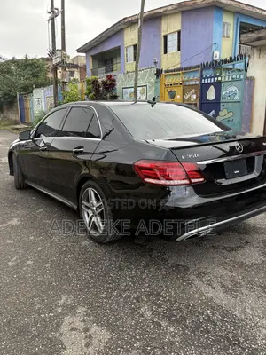 Mercedes-Benz E350 Base 4Matic Sedan AWD (3.5L 6cyl 7A) 2016 Black