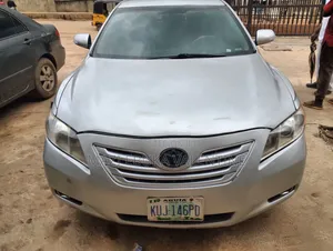 Toyota Camry 2008 Gray