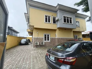 2bdrm Block of Flats in Lekki Lekki Scheme 2 for rent