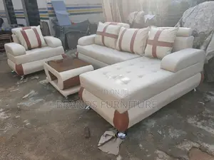 Quality Cream Color Lshap Sofas Center Table With Single Seater