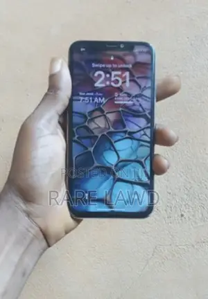 Apple iPhone X 64 GB White