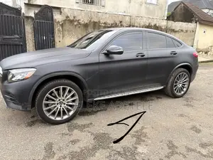 Mercedes-Benz GLC-Class 2017 Black