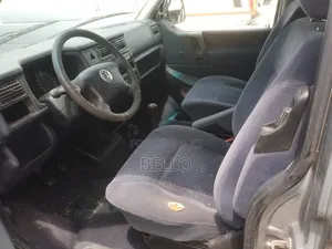 Volkswagen Transporter 2004