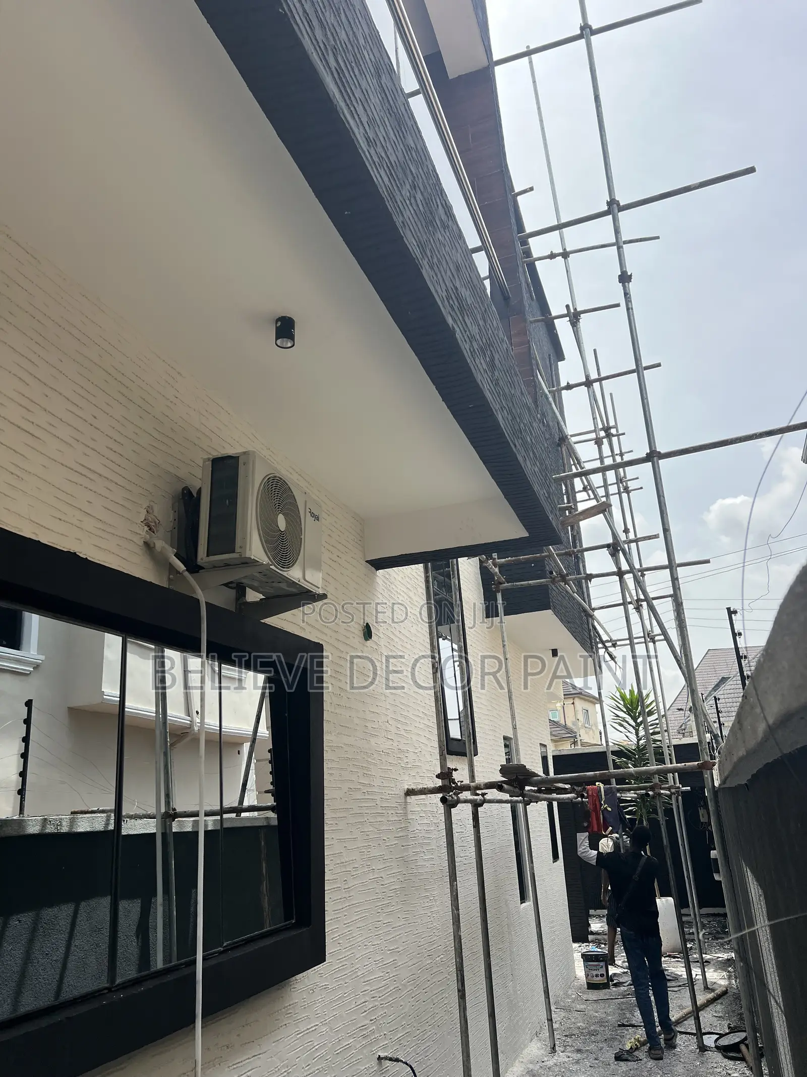 Gravitex Paint