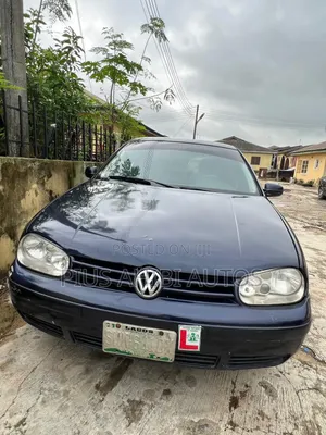 Volkswagen Golf 2004 Blue