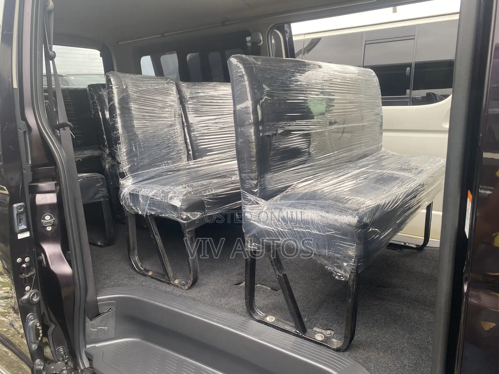 Toyota HiAce 2017
