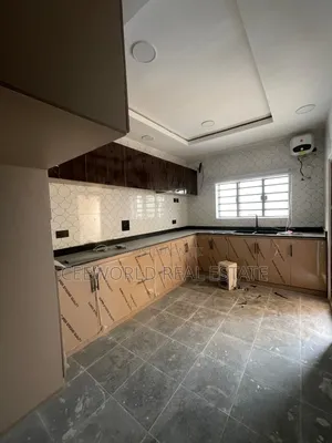 3bdrm Apartment in Calton Gra Akobo for rent