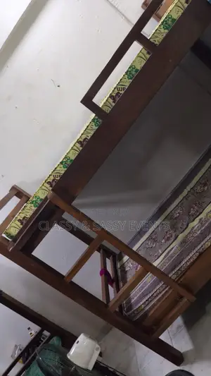 Wooden Bunk Bed With 2 Mattresses