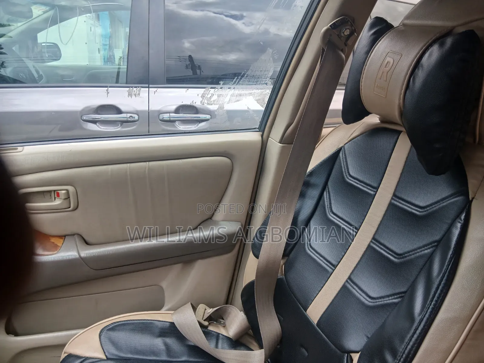 Lexus RX 1999 Gold