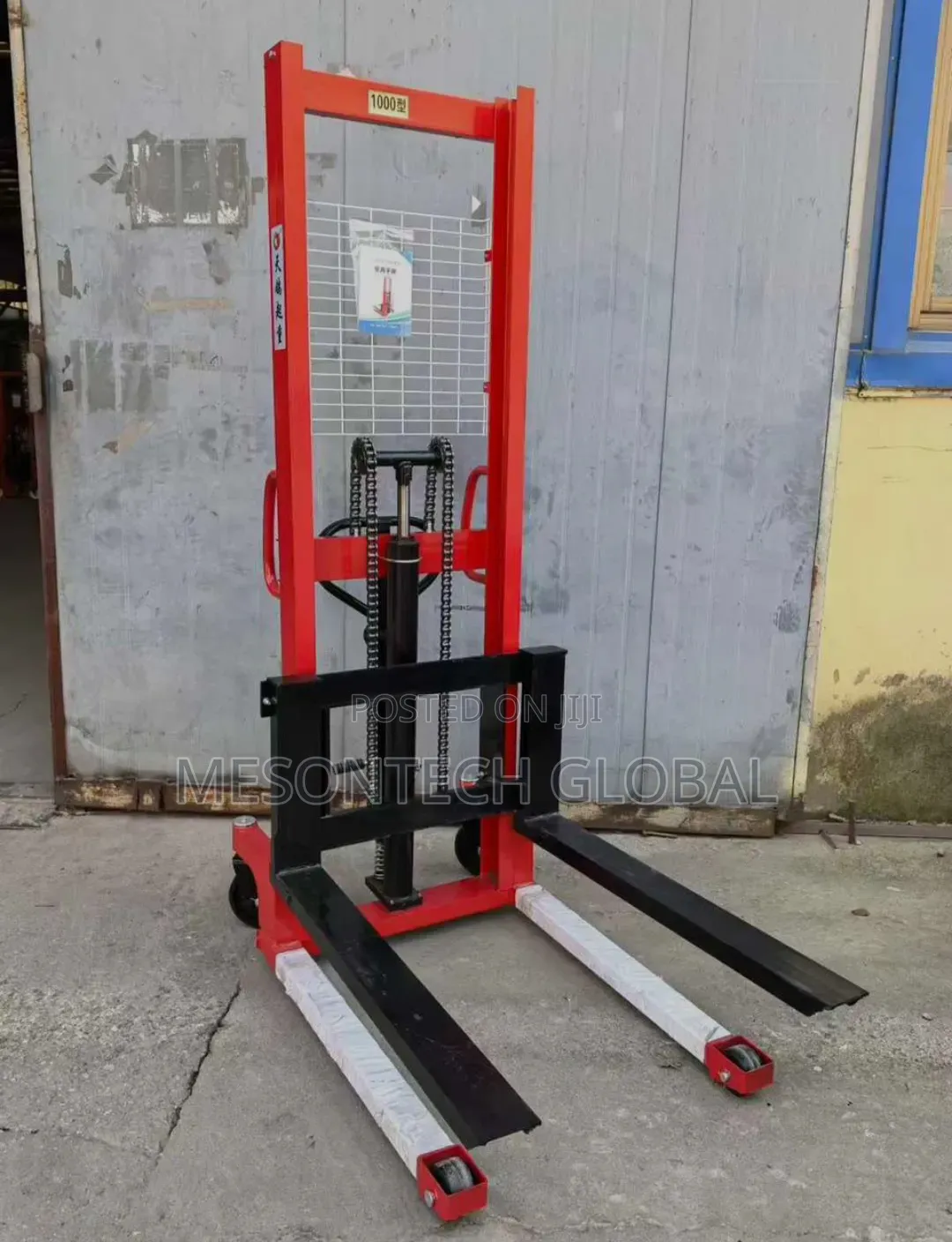 Manual Forklift Stacker 2000kg (China Standard) 2ton