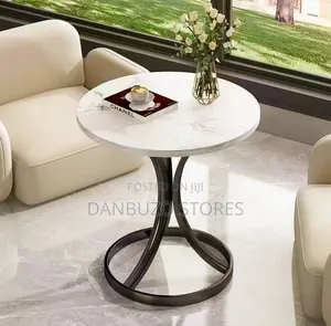 Classic Round Side-Stool / Coffee Table With Black Stand