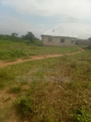 2bdrm Room & Parlour in Ilorin South for sale