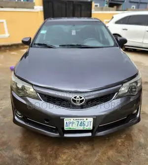 Toyota Camry 2014 Gray
