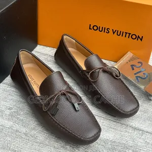 Pebbled Leather Bow Driver Shoes for Men in Size 40-46