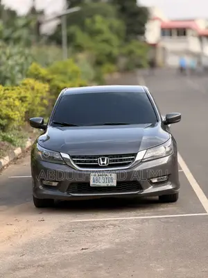 Honda Accord LX 4dr Sedan FWD (2.4L 4cyl 2A) 2013 Gray