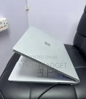 Laptop Microsoft Surface Book 8GB Intel Core i5 SSD 128GB