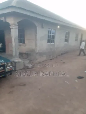Furnished 7bdrm Apartment in Ilorin West for sale