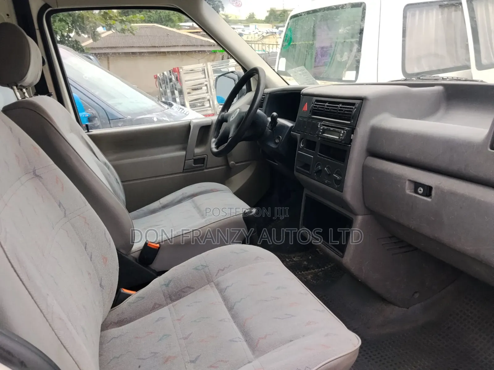 Volkswagen Transporter 2005 White