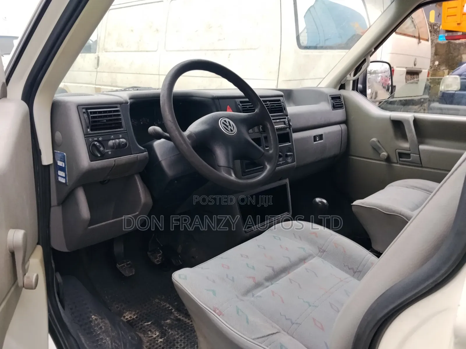 Volkswagen Transporter 2005 White