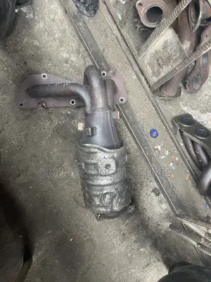 Catalyst Converter for Toyota Camry 012 4plugs Is Available for Sale 