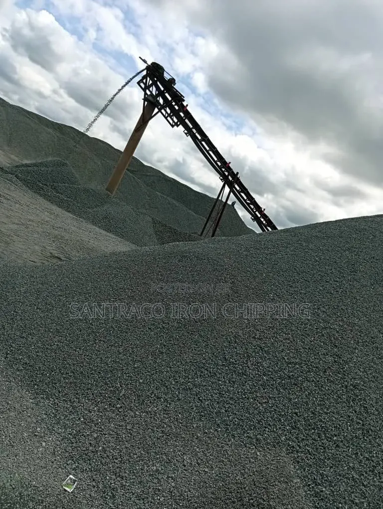 SIZES: Stone Dust, 1/2", 3/4", 1", Hardcore
LOAD: 20 Tons 30 Tons