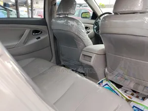 Toyota Camry 2009 Silver