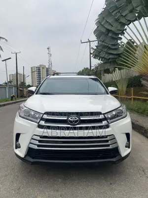 Toyota Highlander Limited 4dr SUV (3.5L 6cyl 6A) 2015 White