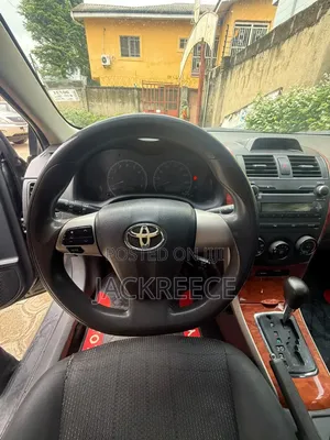 Toyota Corolla 2010 Black