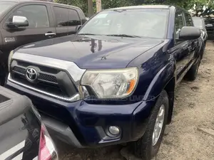 Toyota Tacoma 2015 Blue