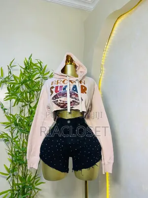 Trendy Graphic Crop Hoodies / Streetwear Cropped Hoodies