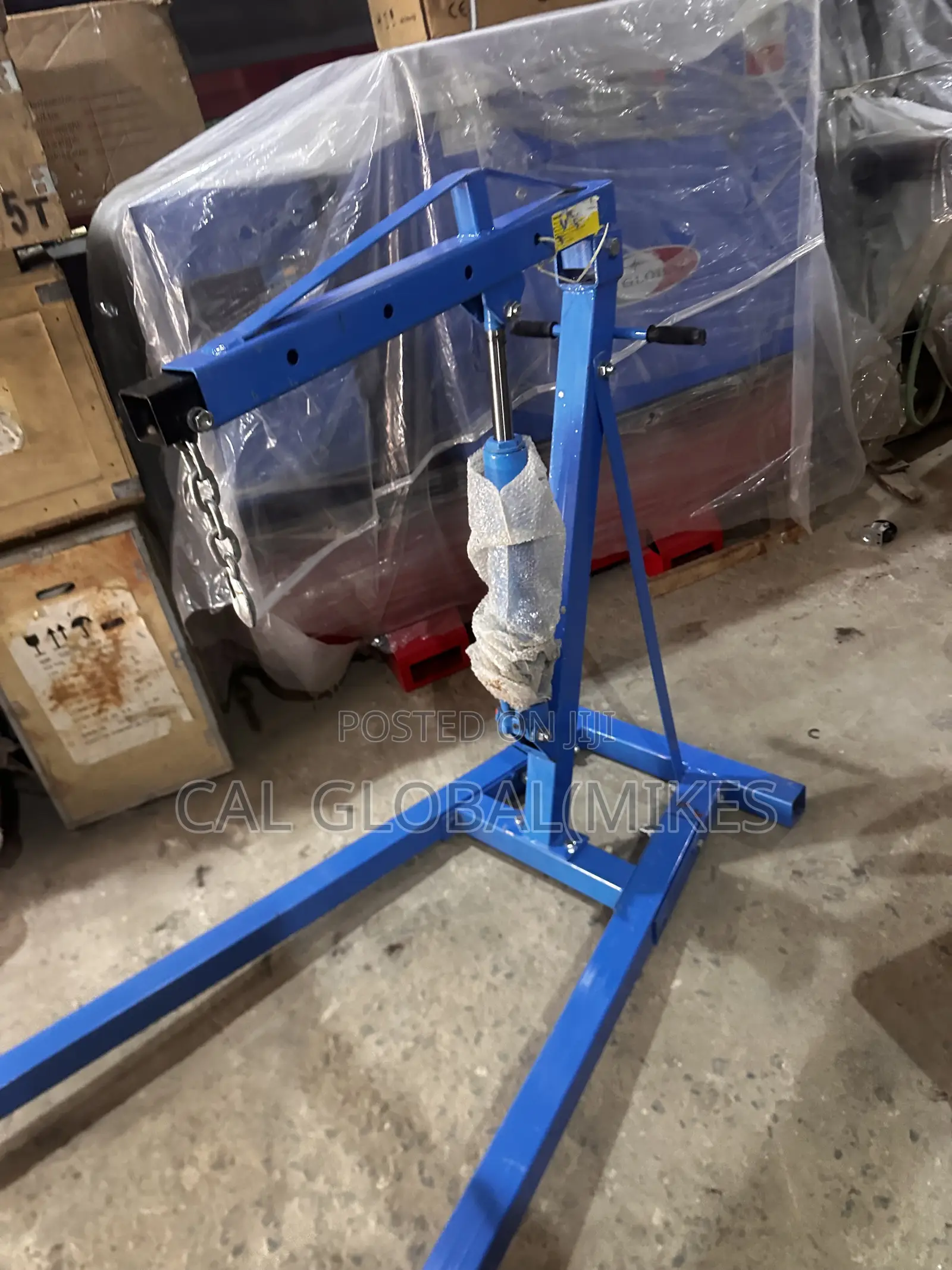 Engine Crane
