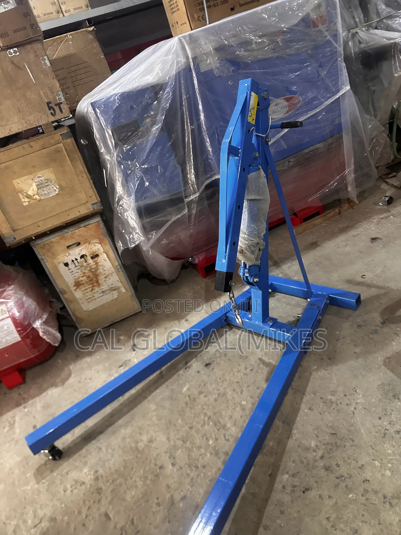 Engine Crane