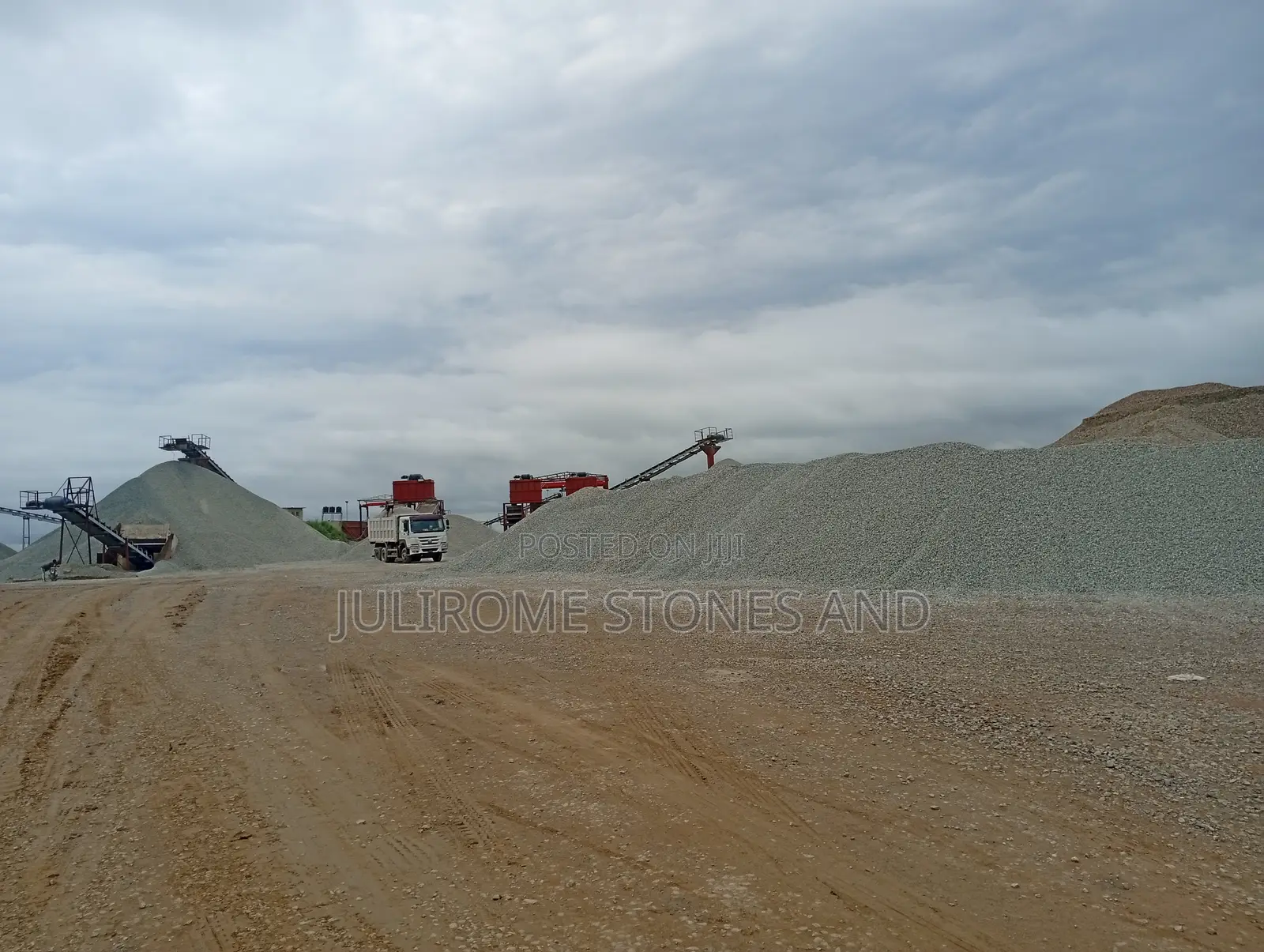High-Quality Granite Chippings Hardcore Stones (Awka)