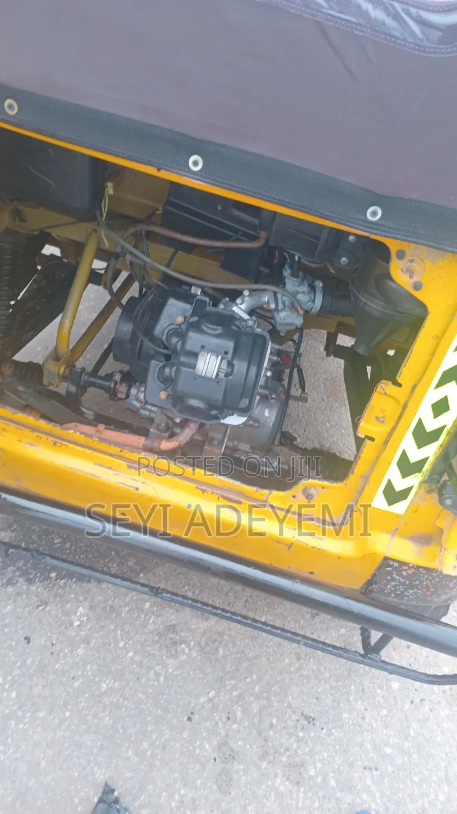 TVS Apache 160 4V 2023 Yellow