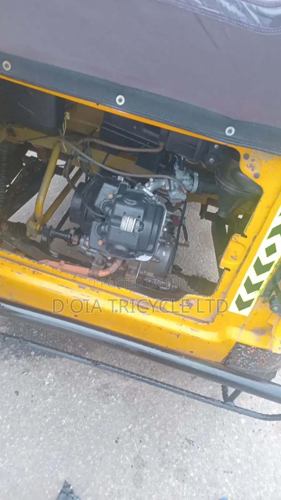 TVS Apache 160 4V 2023 Yellow