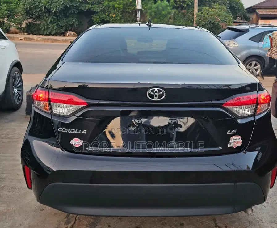 Toyota Corolla 2024 Black