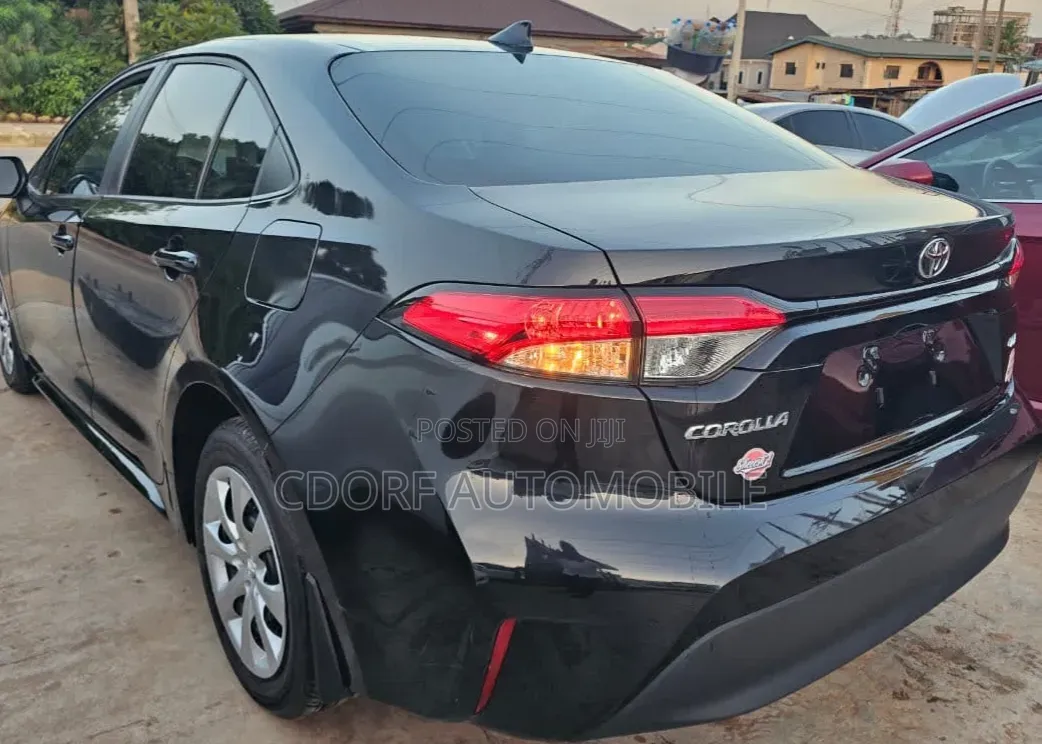 Toyota Corolla 2024 Black