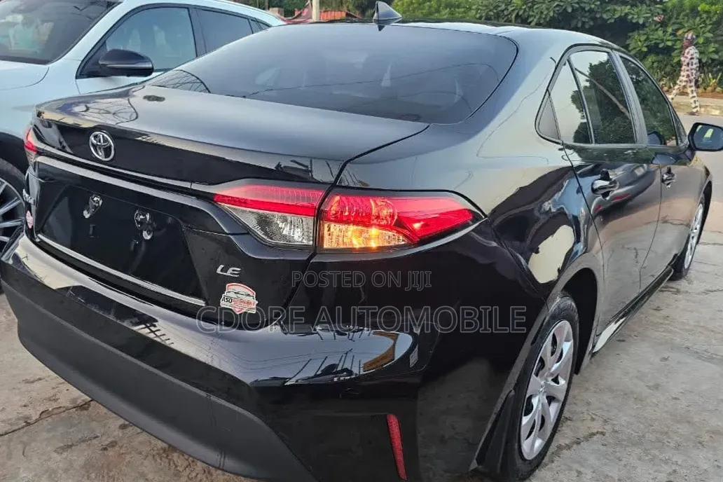 Toyota Corolla 2024 Black
