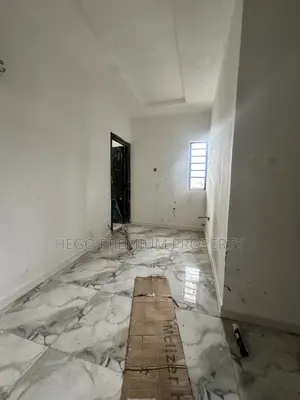 2bdrm Block of Flats in Tombia Extension, GRA Phase 2 / Port-Harcourt
