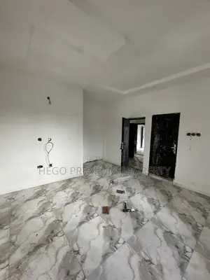 2bdrm Block of Flats in Tombia Extension, GRA Phase 2 / Port-Harcourt