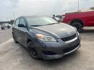 Toyota Matrix 2010 Gray