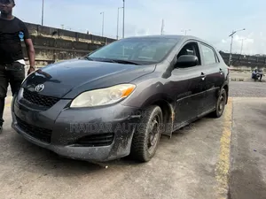 Toyota Matrix 2010 Gray