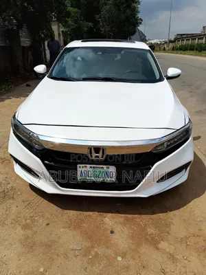 Honda Accord 2018 White