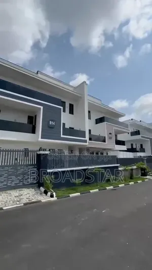 Furnished 4bdrm Duplex in Kukawa for sale