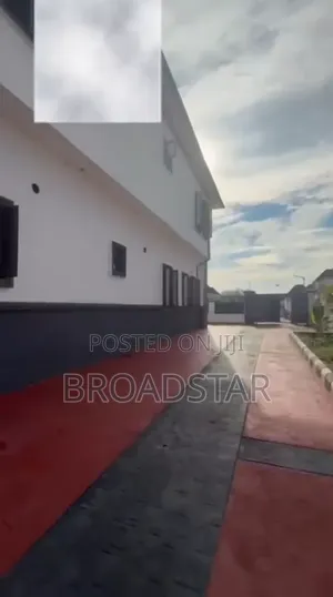 Furnished 5bdrm Duplex in Bunkoro for sale